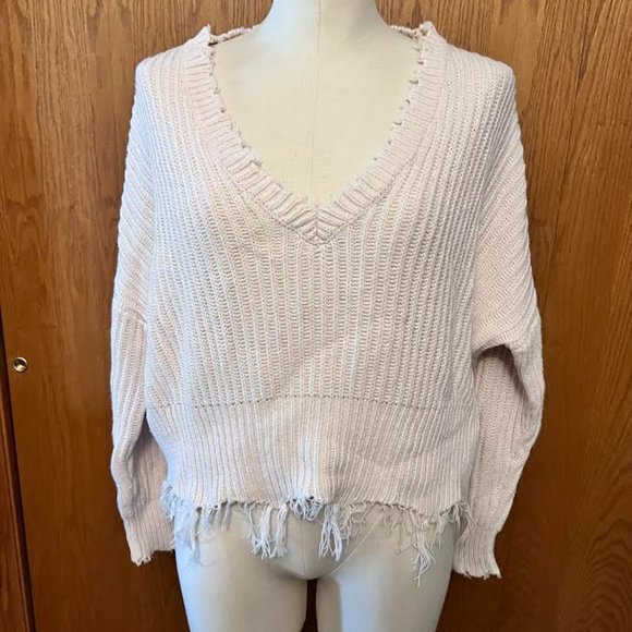 Off White Distressed V Neck Frayed Hem Crop Sweater (Distressed) / Size: L - Picture 1 of 6